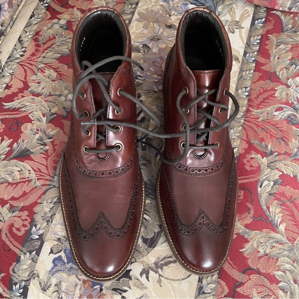 Cole Haan Liam Chukka.II - Dark Brown.  Mens:  8.5M